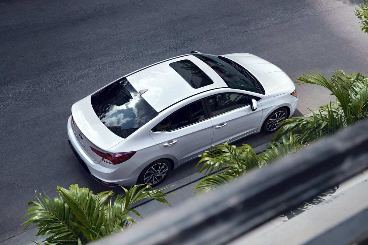 LaFontaine Hyundai Dearborn in Dearborn MI